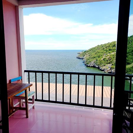 Ocean View Resort - Koh Sichang Екстер'єр фото
