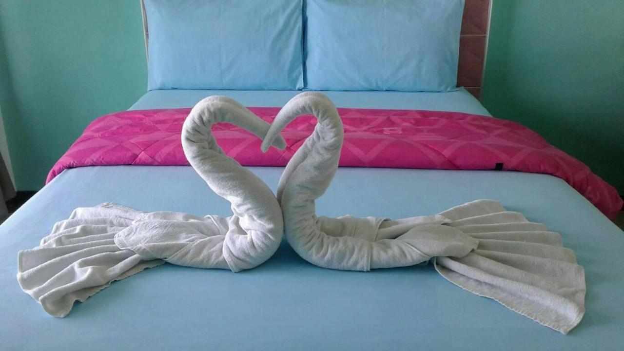 Ocean View Resort - Koh Sichang Екстер'єр фото