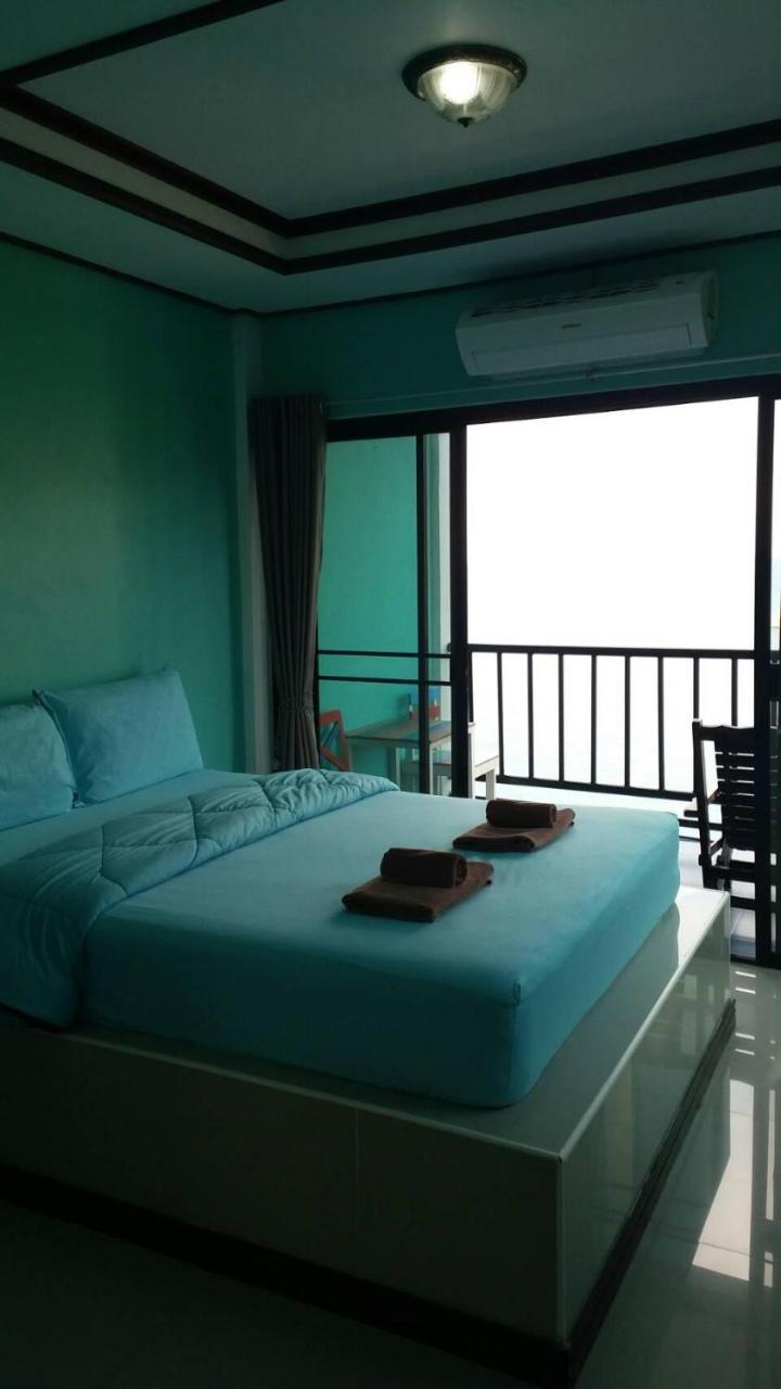 Ocean View Resort - Koh Sichang Екстер'єр фото