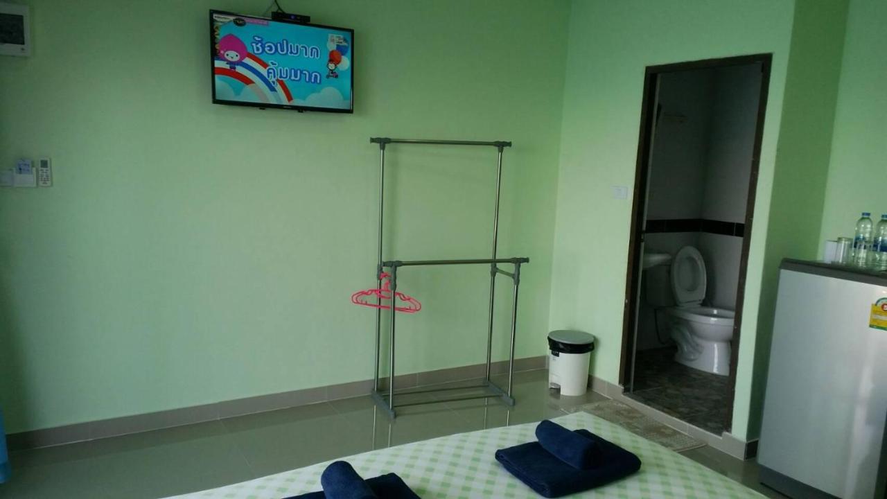 Ocean View Resort - Koh Sichang Екстер'єр фото